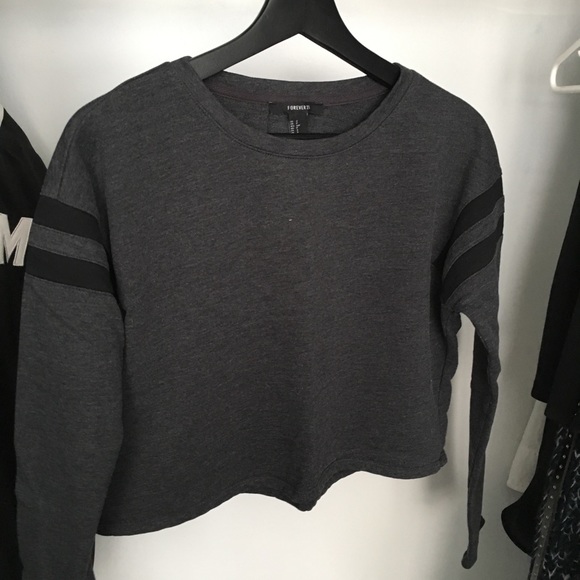 Forever 21 Cropped Sweater - Picture 3 of 5